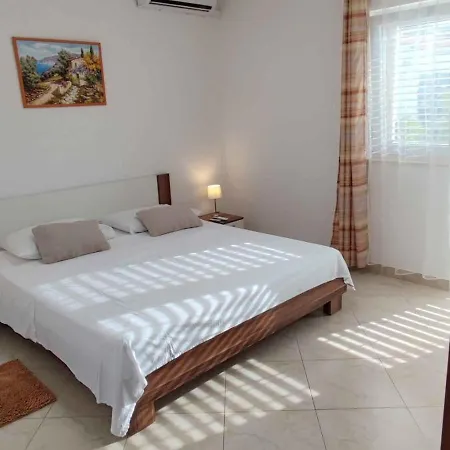 In 7388 Vinišće