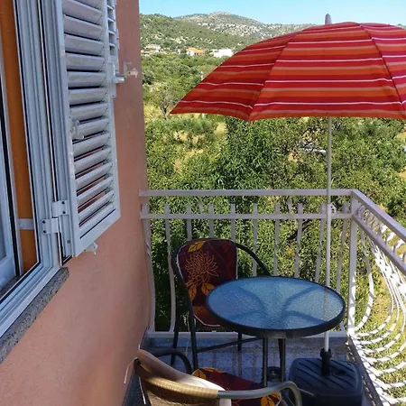 Apartamento In 7388 Vinišće